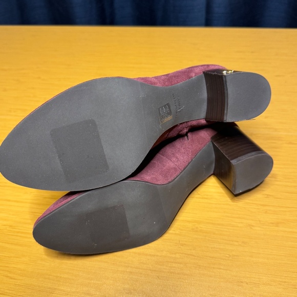 Stuart Weitzman Rylan Leather Ankle Boots - Picture 8 of 10